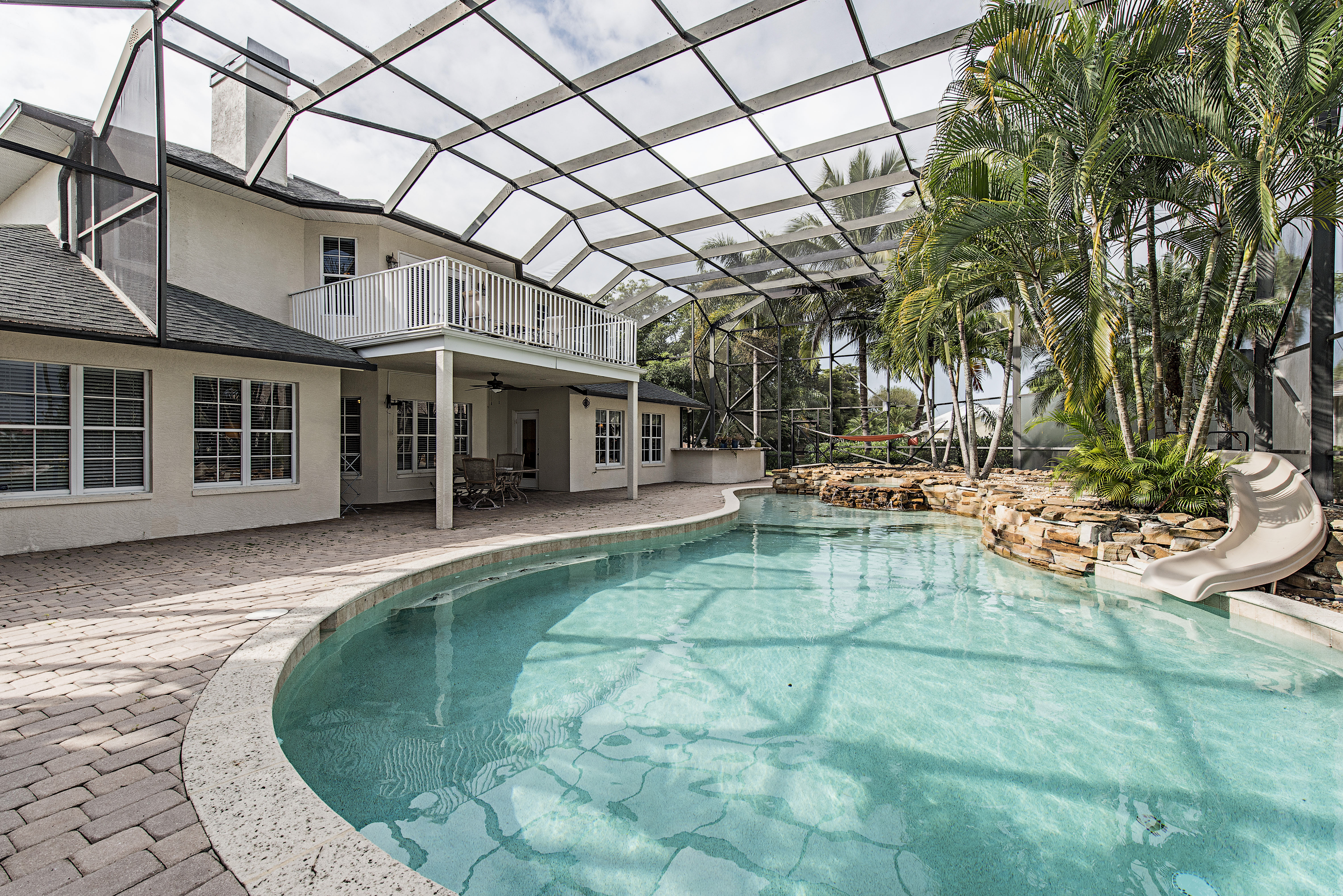 6822-compton-road-n-naples-fl-print-022-15-patio-4200x2804-300dpi