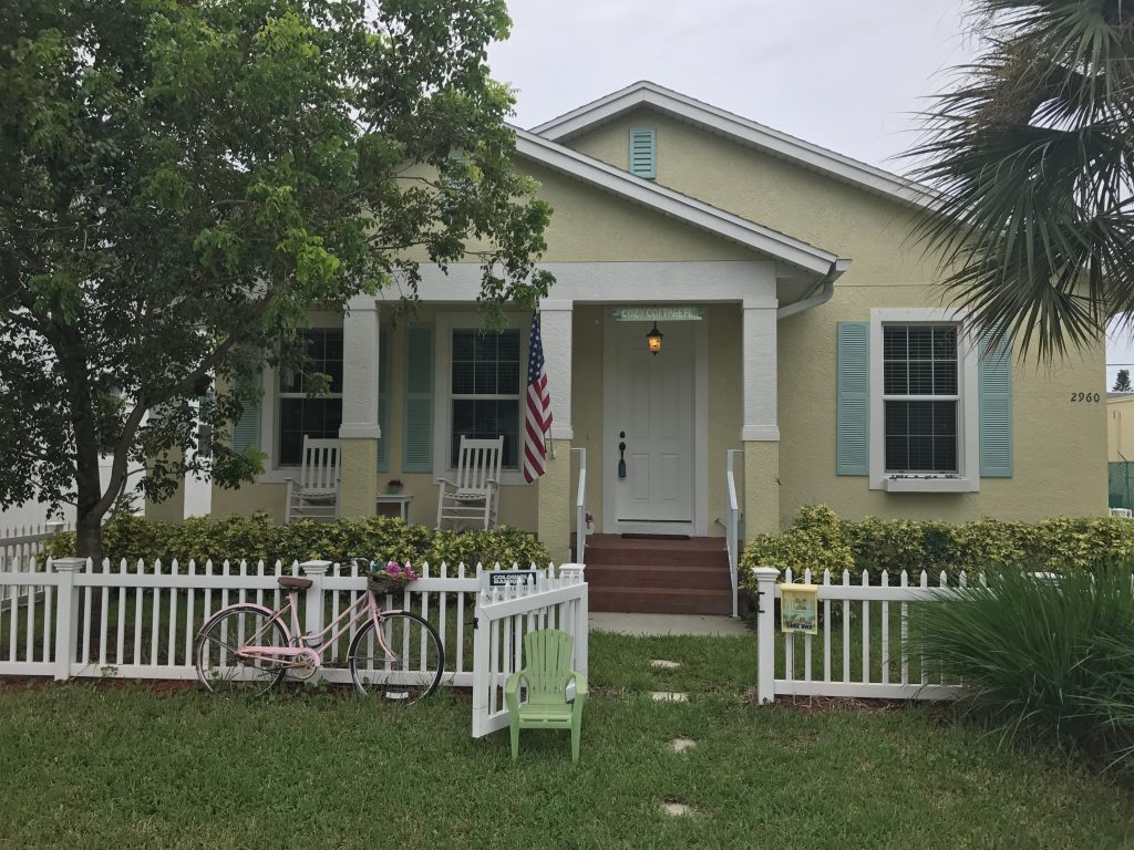 IMG 0185 Naples Best Addresses