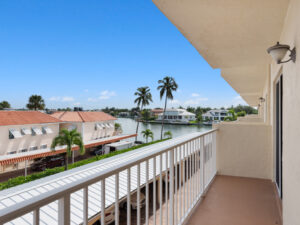 3000-gulf-shore-blvd-n-1103-naples-fl-34103-patio-view