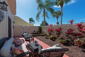 3709-haldeman-creek-dr-naples-fl-34112-courtyard