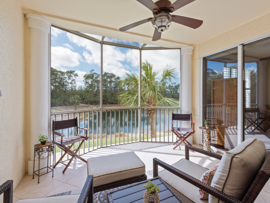 2/2 Condo in a Naples Lakes Country Club a bundled golf community – Under Contract!